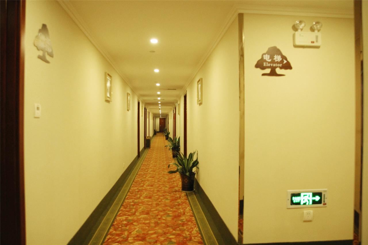 Greentree Inn Zhengzhou Xinzheng City Longhu Town Xiangyun Road Express Hotel Exterior photo